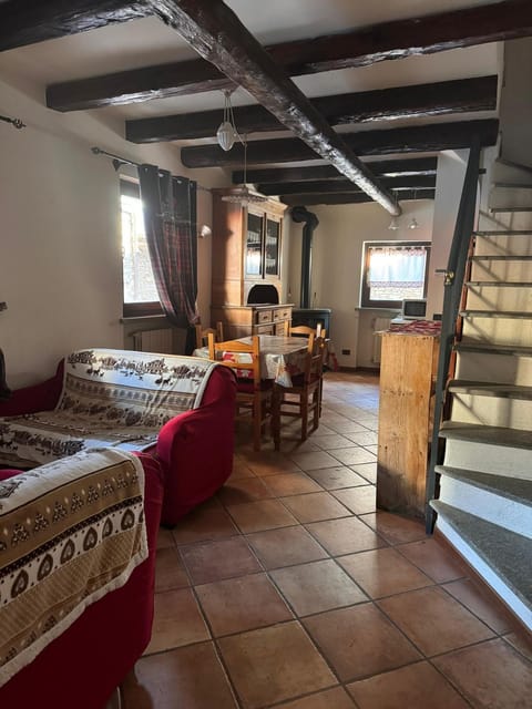 Baita Plagnol Sestriere Ski Slopes Apartment in Sestriere