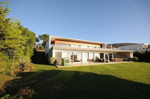 Tasteful Caminha Villa - 4 Bedrooms - Villa Laginhas - Modern Furnishings - Great Sea Views Villa in Viana do Castelo District, Portugal