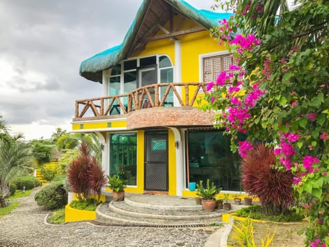Dreamland Paradise Resort Hôtel in Batangas