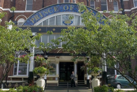 Prince Of Wales Hotel Hotel in Southport