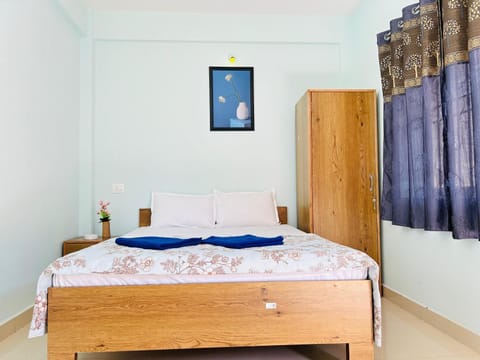 Blue Orchid Holiday Home Hotel in Baga