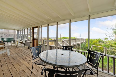 817 East Arctic House in Folly Beach