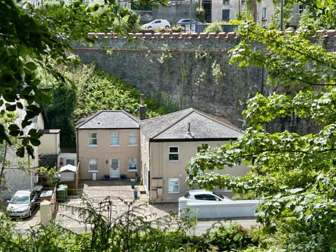 The Cottage, Bridge House Apartment in Isle of Man