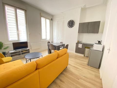 Le Bonappart T avec salle de sport Apartment in Amiens