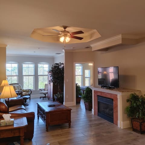 Vacation or Relocation at Posh Gr Venezia 2BR Waterfront Available May 25 Condo in Largo