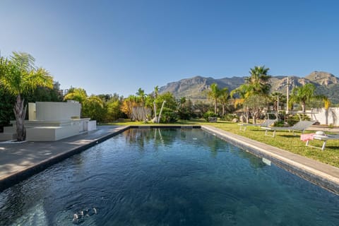 Natural landscape, Garden, Garden view, Mountain view, Pool view, Swimming pool, sunbed