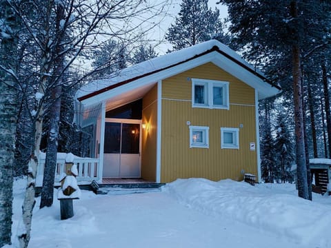 Property building, Natural landscape, Winter