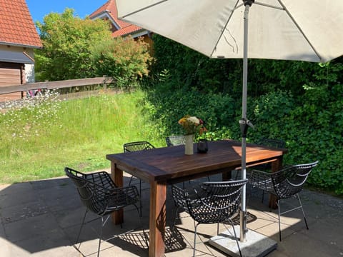 Balcony/Terrace, Dining area, Garden view