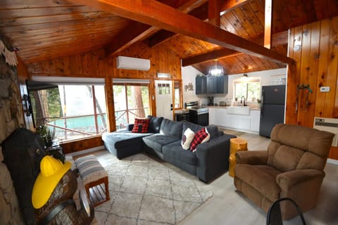 Bearpaw House **New Listing** Haus in Bass Lake