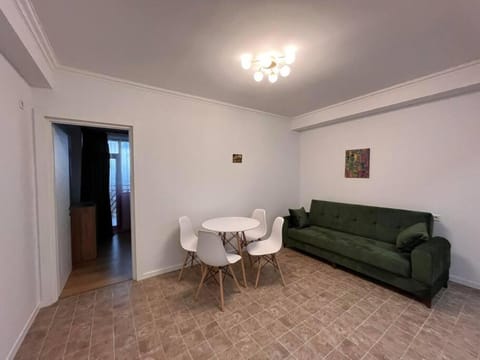 Cosy Apartment in Varketili Condo in Tbilisi