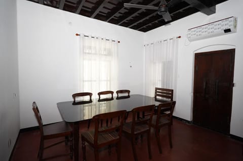 Homedayz Heritage Homestay Vacation rental in Vypin