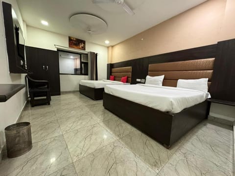 Hotel Crystal by Ayushman Hospitality Hotel in Uttarakhand