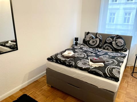 Havel Homes Apartment mit 3 SZ und Netflix Condo in Brandenburg
