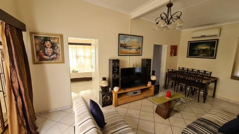 Garden Oasis Cottage Condominio in Windhoek