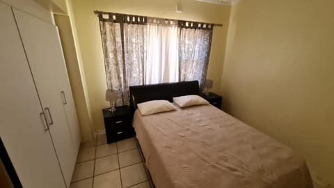 Serenity Retreat Cottage Condominio in Windhoek