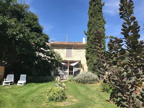 Les Tarraïettes au pied du Luberon House in Lourmarin