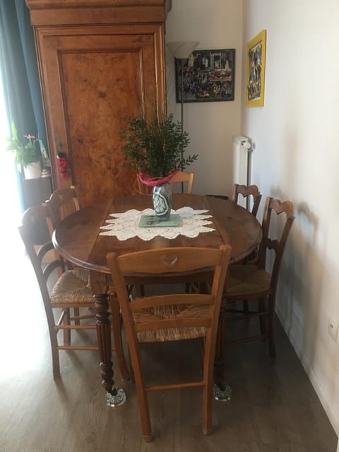 Chambres Vacation rental in Montigny-le-Bretonneux