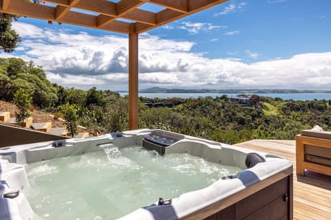 Hot Tub, Sea view