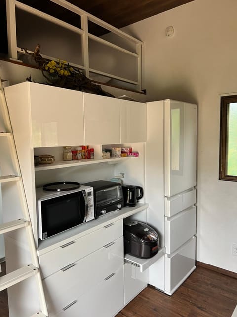 Coffee/tea facilities, Kitchen or kitchenette, minibar, toaster