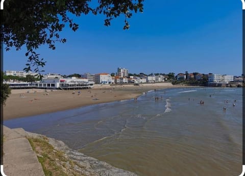 Charmante maison au calme Royan House in Vaux-sur-Mer