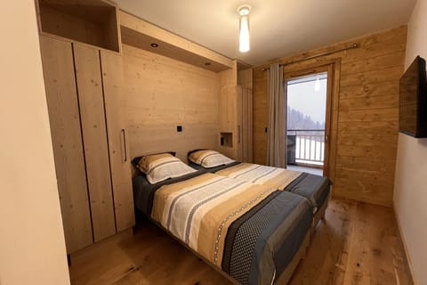 Pretty cocoon overlooking the slopes Apartment in Mâcot-la-Plagne