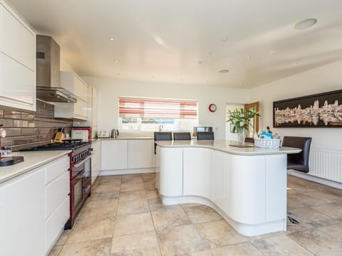 5 Bed in Mortehoe 76593 House in Woolacombe
