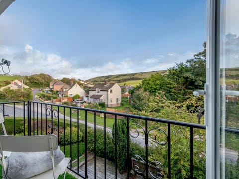 2 Bed in Lulworth Cove 79228 Casa in West Lulworth