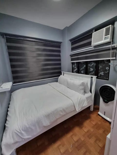 Western Style 2 bedroom in Rizal Condo in Pasig