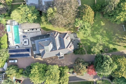 Property building, Bird's eye view