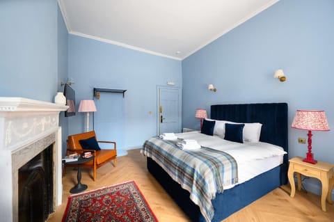 Queen Charlotte Guesthouse Bed and Breakfast in Edinburgh