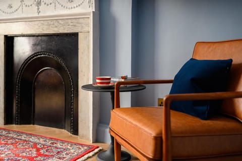 Queen Charlotte Guesthouse Bed and Breakfast in Edinburgh