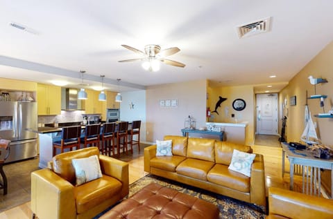 Sojourn's Penthouse 4 BR Sanctuary Condo Haus in Sandbridge