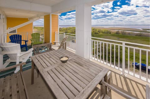 Sojourn's Penthouse 4 BR Sanctuary Condo Haus in Sandbridge