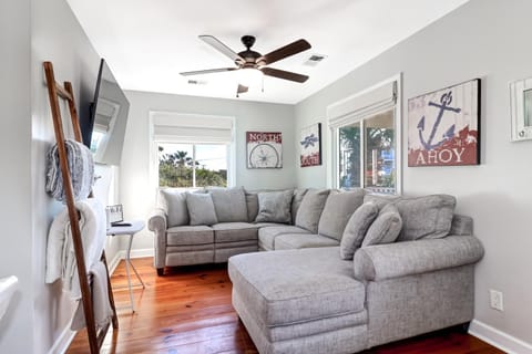 On Beach Time House in Folly Beach