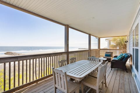 Pleasant Edge House in Folly Beach