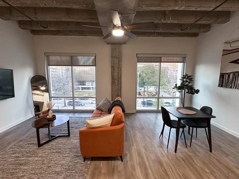 The Best of Downtown Living Apartment in Baton Rouge