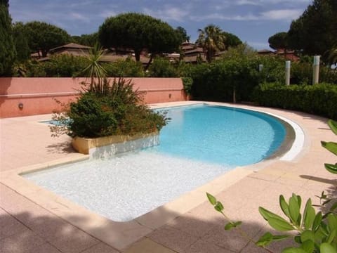 Appartement 3 pièces avec piscine, terrasse et WIFI - Le Lavandou - FR-1-251-561 Apartment in Le Lavandou