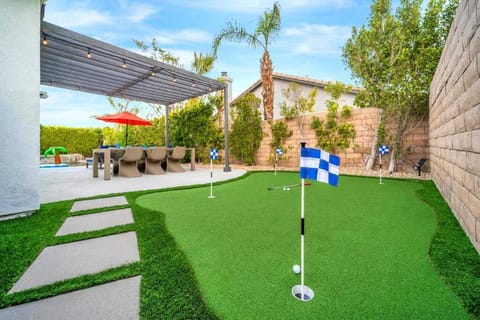 NEW! The Blue Cactus - Pool, Spa, Game Room House in Palm Springs