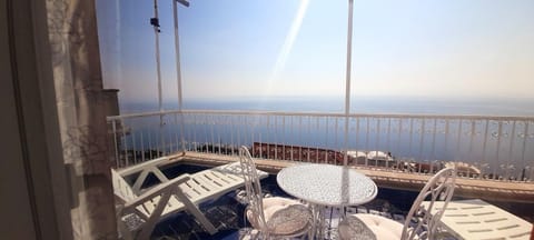 Day, Natural landscape, View (from property/room), Balcony/Terrace, Sea view