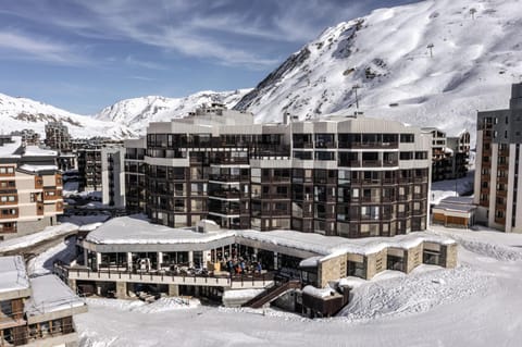 Property building, Natural landscape, Winter, Mountain view