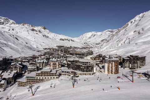 Property building, Natural landscape, Winter, Skiing, Mountain view