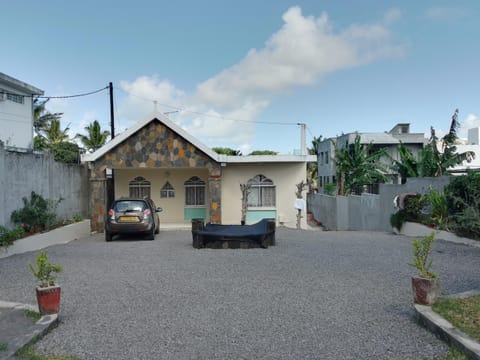 Karibu House in Rivière du Rempart District, Mauritius