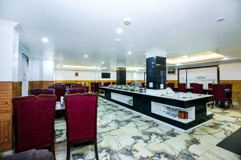 Hotel White Grand Shimla-near ISBT bus stand- Fully Air Conditioner Hotel in Shimla