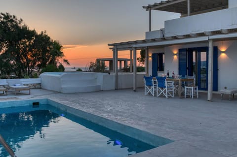 Patio, View (from property/room), Pool view, Swimming pool, Sunset, sunbed