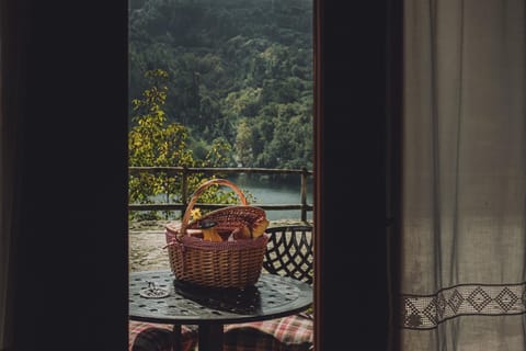 Patio, Day, Natural landscape, View (from property/room), Balcony/Terrace, Lake view, Mountain view, River view