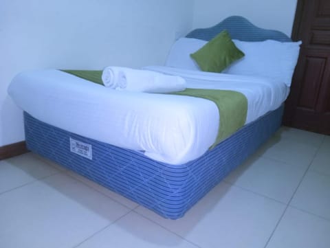 Classy Furnished One Bedroom, USIU Rd Vacation rental in Nairobi