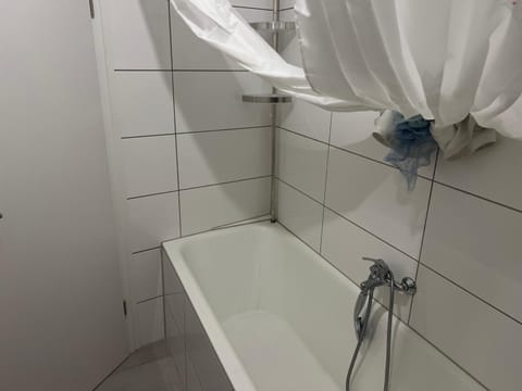 Fix-Vermietung Condo in Wuppertal