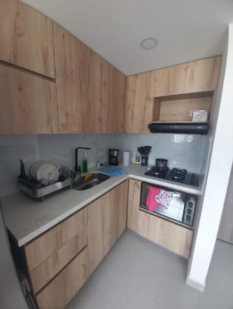 Apartamento en Edificio Puerto paraiso en Bello Antioquia Condo in Bello