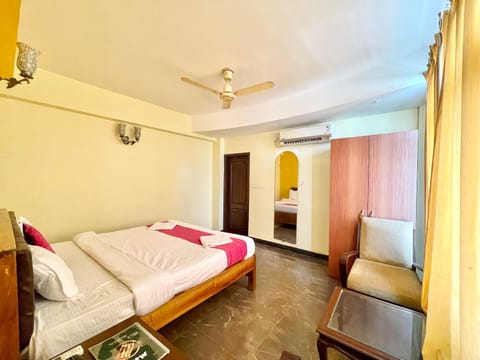 Hotel Surya Beach inn ! PURI near-sea-beach-and-temple fully-air-conditioned-hotel with-lift-and-parking-facility Hotel in Puri