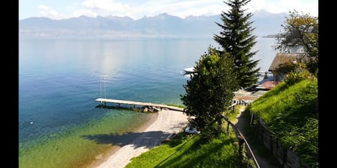 Garden, Beach, On site, Garden view, Lake view